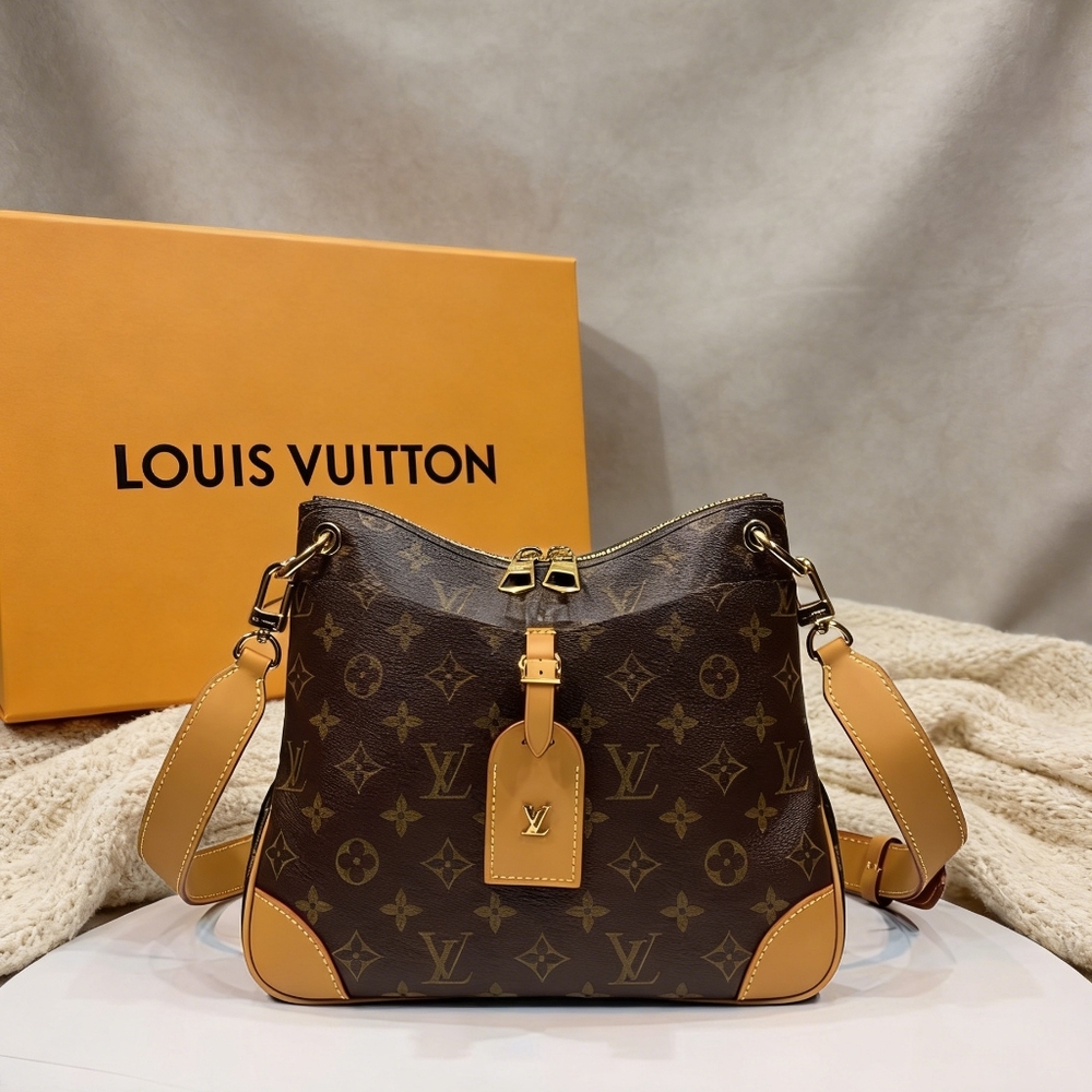 Louis Vuitton Odéon MM
